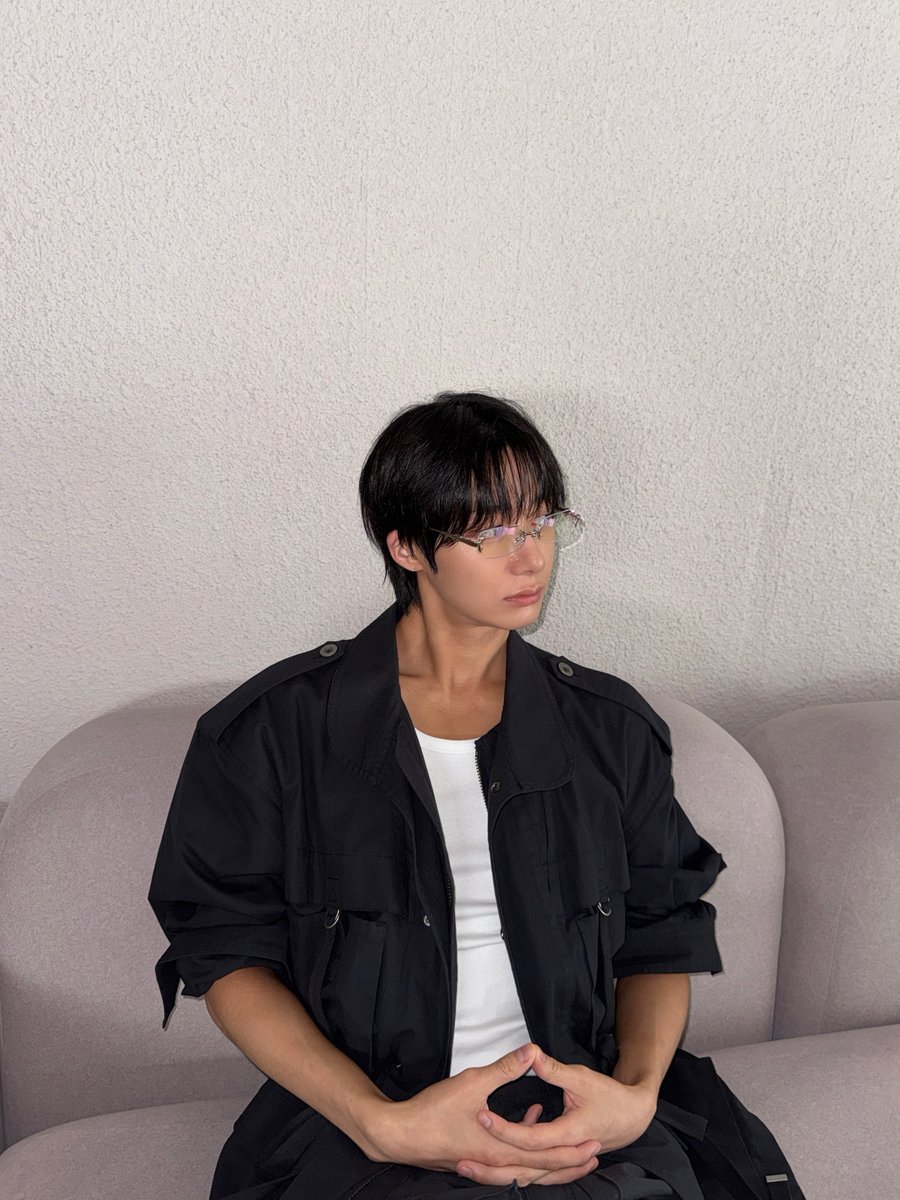OfficialMONSTAX's tweet photo. 리끌로우 영역전개🖤 #형원 https://t.co/ZTuGT2ylHP