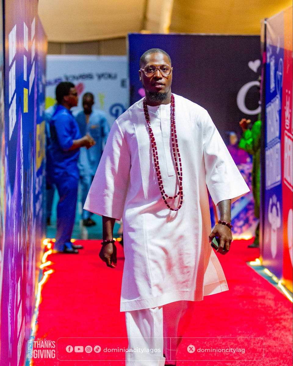 dominioncitylag's tweet photo. God has been faithful! Today, we’ve come in our beautiful regalia to return all glory, honor and thanksgiving.
#DCLagosHq #DominionCity #Shabach #MidyearThanksgiving https://t.co/OcVfYWF05K