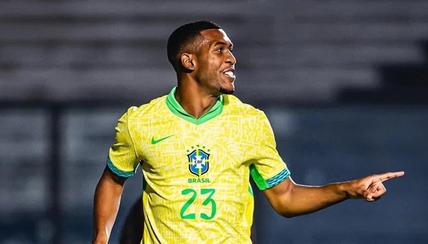 Ekremkonur's tweet photo. 🚨 #Liverpool Liverpool in direct talks with Bournemouth for Rayan.  

📌 Bournemouth firm on valuation.

📑 Potential cost could reach £130M. https://t.co/5fyu3Z5XQm