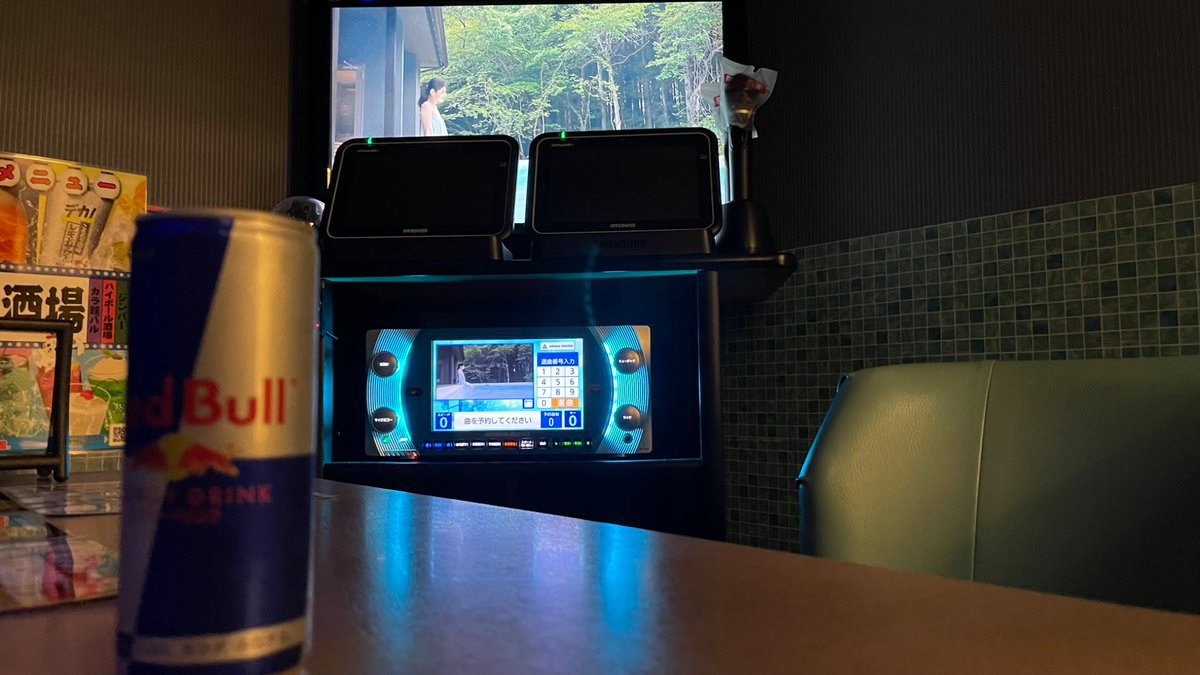 pta_tencho's tweet photo. そろそろ声出さないとなーって思ったから、ひさしぶりにヒトカラ来たんだけど、けっこう緊張してる。

歌うから🎤
#富山市　#ヒトカラ https://t.co/TGhPx7PLs4