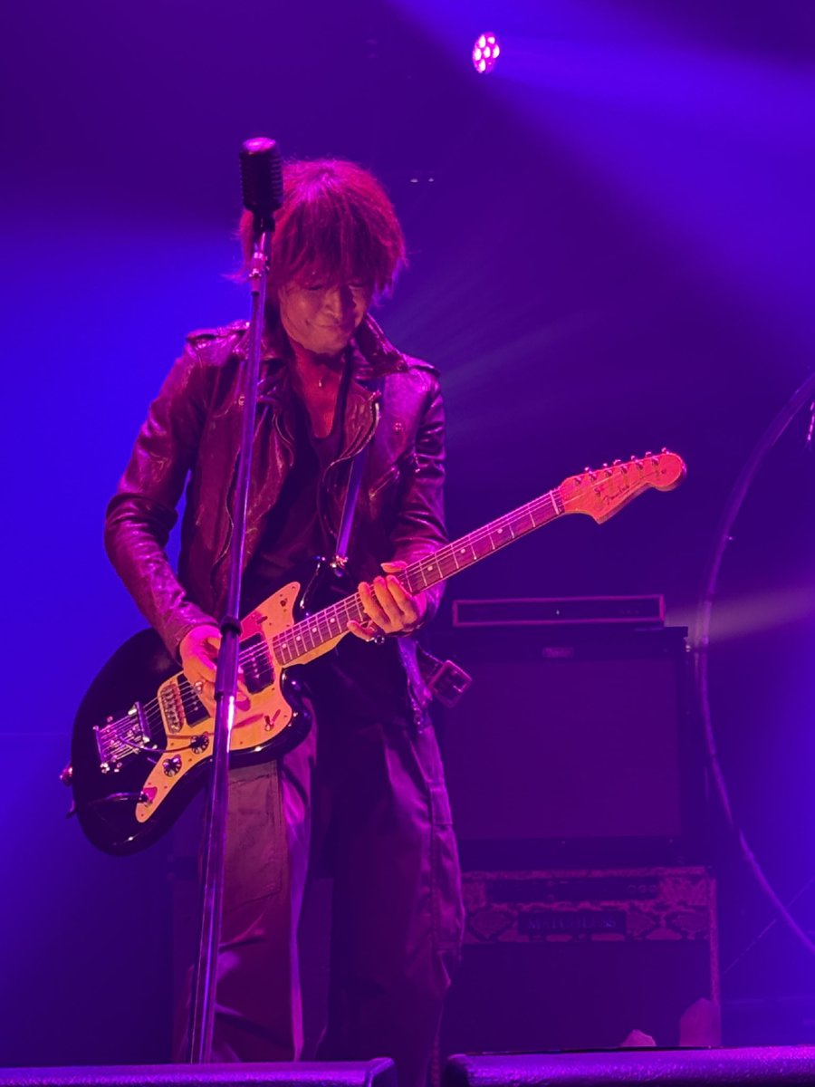 apple_musicrock's tweet photo. 7.26 松戸 赤髪のINORAN
(画角が同じすぎる)
#LUNAPIC https://t.co/yNaIMkQcme