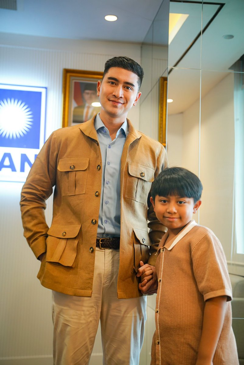 BramastaVerrell's tweet photo. Doa dan dukungan kalian selalu menjadi penguat untuk terus mengemban amanah ini, berusaha memberikan yang terbaik dengan segenap hati dan sekuat tenaga. https://t.co/Q4gGYVrCUX