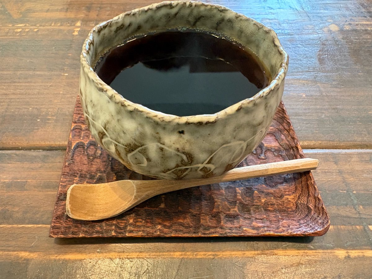 tetsuannTW's tweet photo. 今日は能勢のおしゃれカフェでランチ
息子夫婦と
帰りの買い物はうなぎの蒲焼で https://t.co/CXwaiR1odn