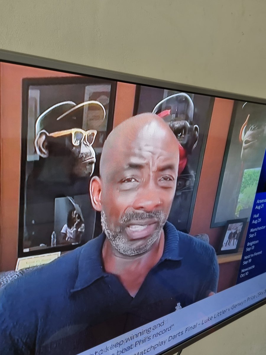AmassomG's tweet photo. @DAZNBoxing Really, has this what boxing has come down to. Disgraceful https://t.co/fFRe5rJaut