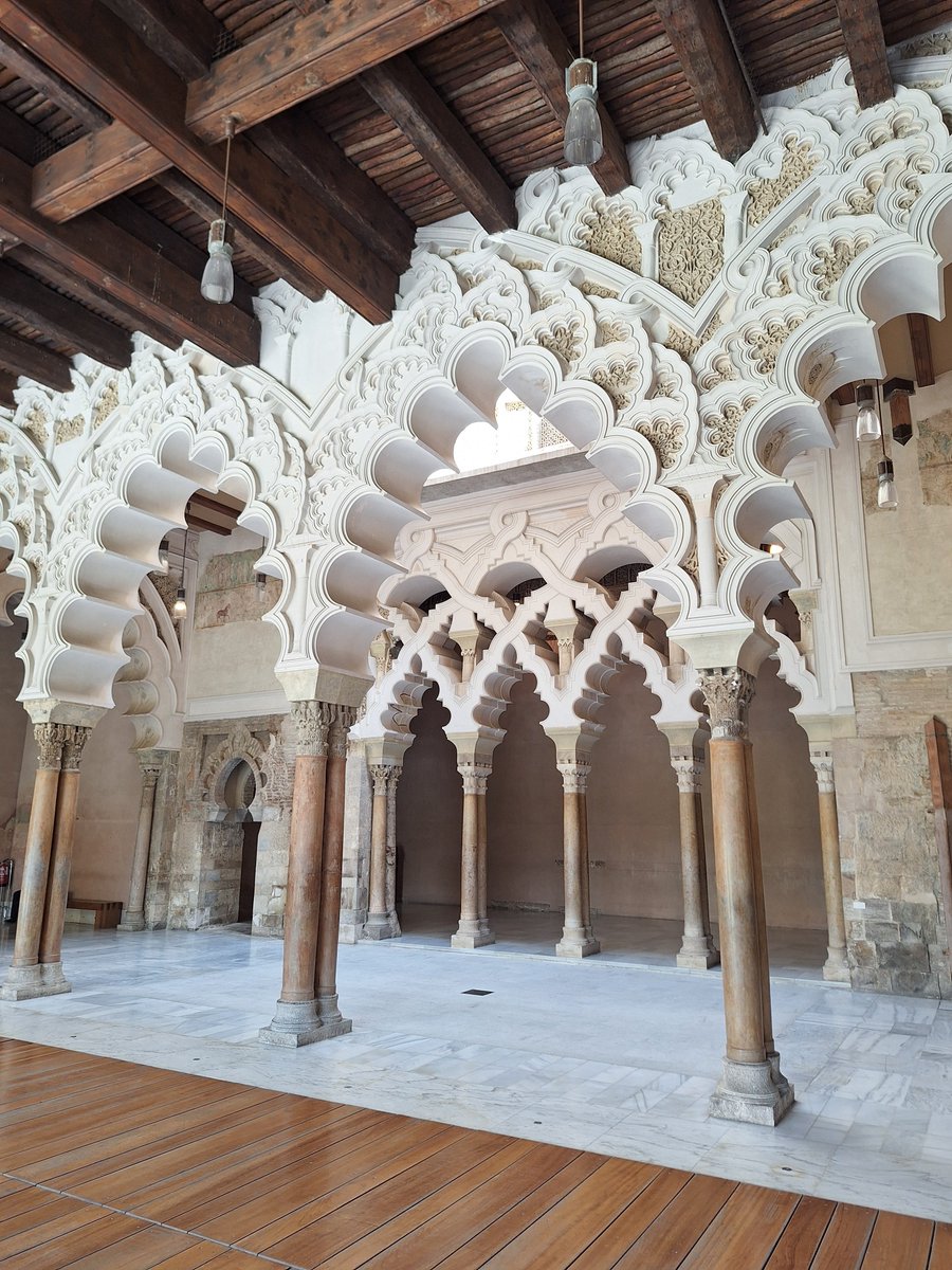 almoutarjim's tweet photo. Le palais d'Al Jafaria à Saragosse
قصر الجعفرية في سرقسطة https://t.co/cHaD2HjXp2