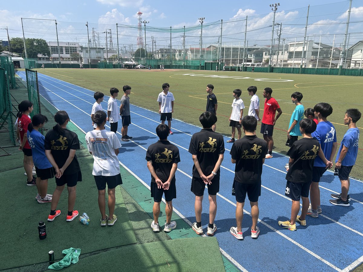 ksatno1's tweet photo. 昨日はオープンスクール部活動体験のご参加ありがとうございました
光明陸上競技部の雰囲気を知っていただけたら嬉しいです
8月2日にも部活動体験を行います
皆様のご参加をお待ちしております
#光明相模原
#KSAT https://t.co/NXgpeeg484