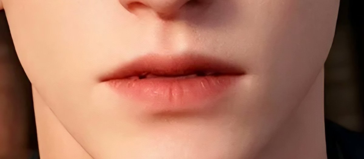 SylusNHisKitten's tweet photo. I'm kinda obsessed with his partially opened mouth...specifically his teeth. 🫣💕💕💕 looks luke he have an underbite. Idk i just find his teeth so cute lmfao #ValkoIsLoved #BringBackValko https://t.co/BWBpTOyzMy