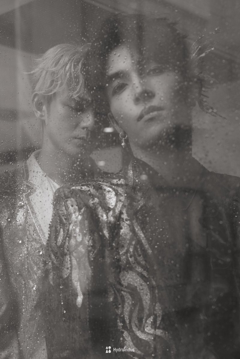 hydroindus's tweet photo. Every countdown leads to this moment.
Every heartbeat brings us closer to meeting you.

See you tonight. 🤍

#何昶希何衍朝香港演唱会
#HeChangxi #HeYanzhao https://t.co/niMEgSkrwU
