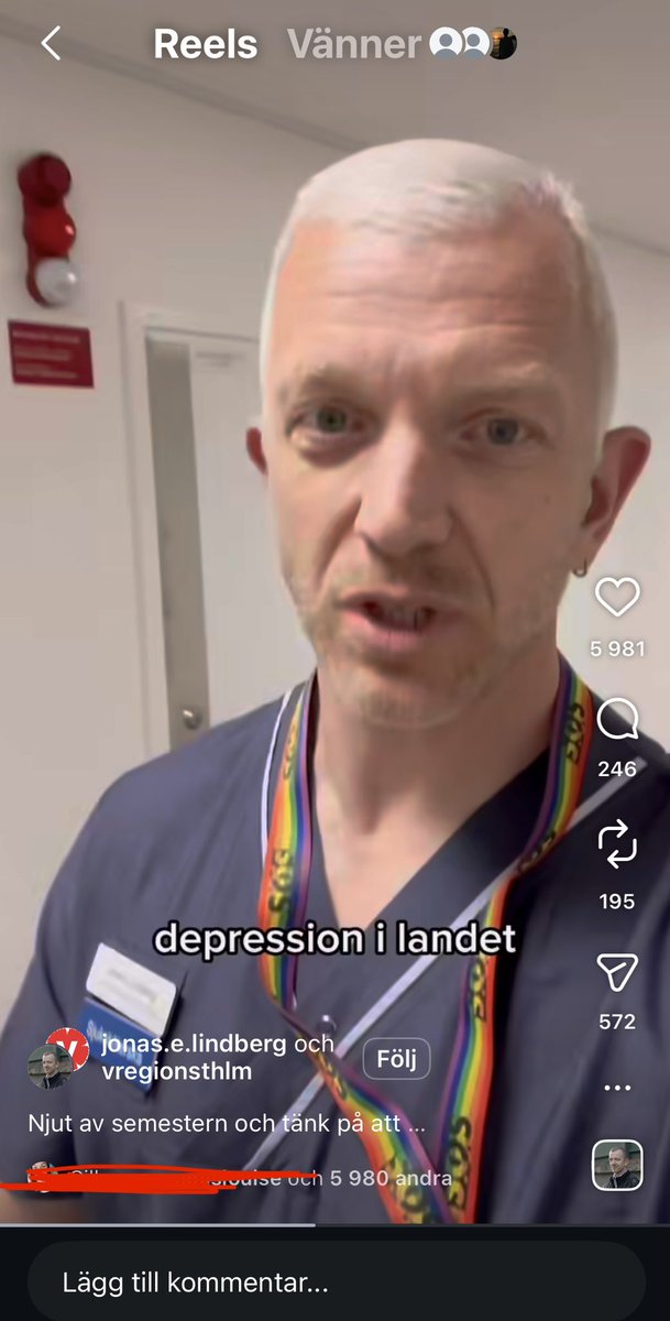 ErikGavell's tweet photo. På Instagram lägger Jonas Lindberg (V) ut videos där han klankar ner på högerpolitiker iklädd arbetskläder från Region Stockholm. 

Står @regionstockholm alltså bakom detta? 
#svpol https://t.co/sfQ8qPm20Z