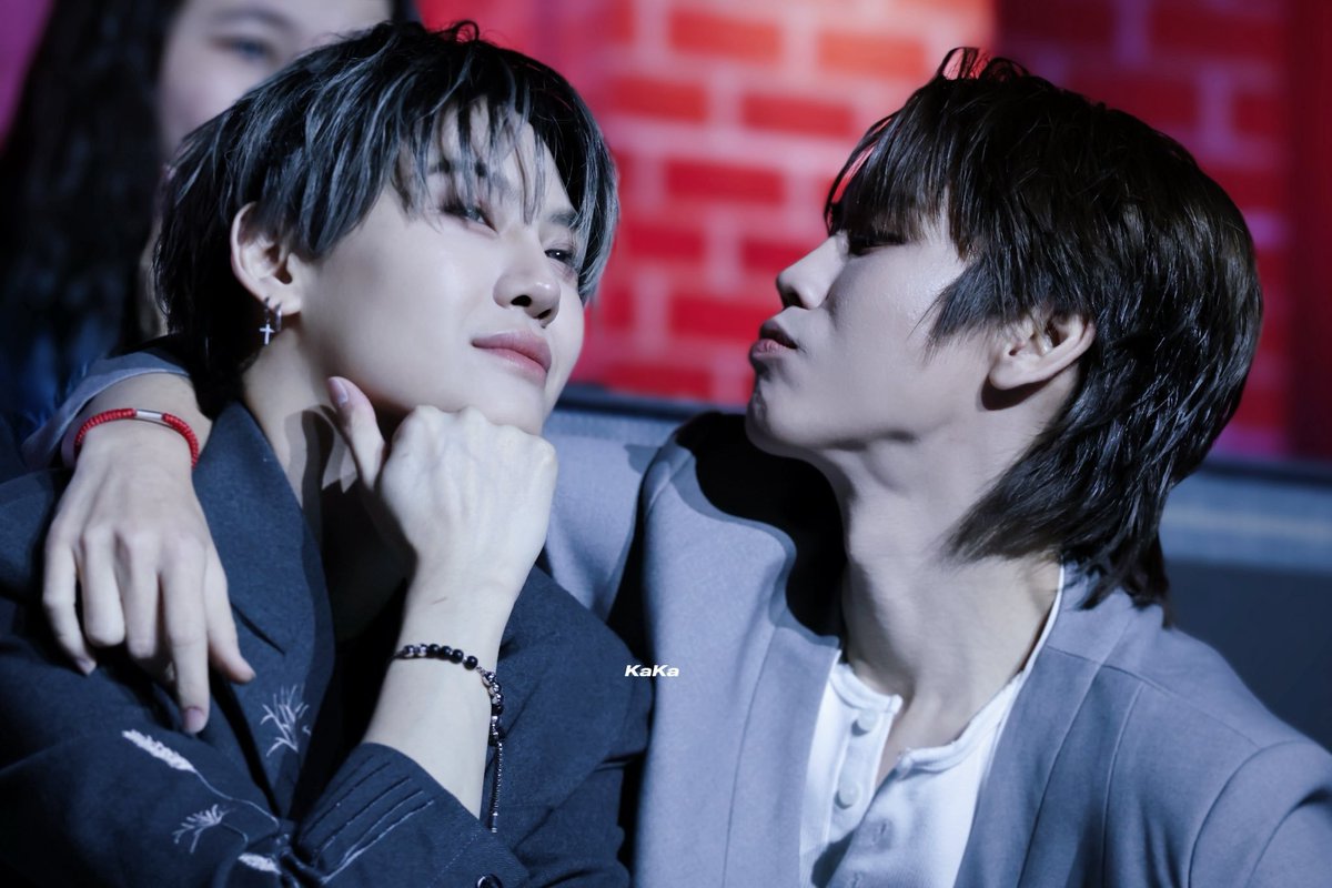 sky12161485's tweet photo. My dear PremBoun I love you so much ♥️♥️

EMBPFK FEEL THE FUN TOGETHER
 #FFFPartyConcert2026D2
#PremBoun https://t.co/iXIqAewRYp