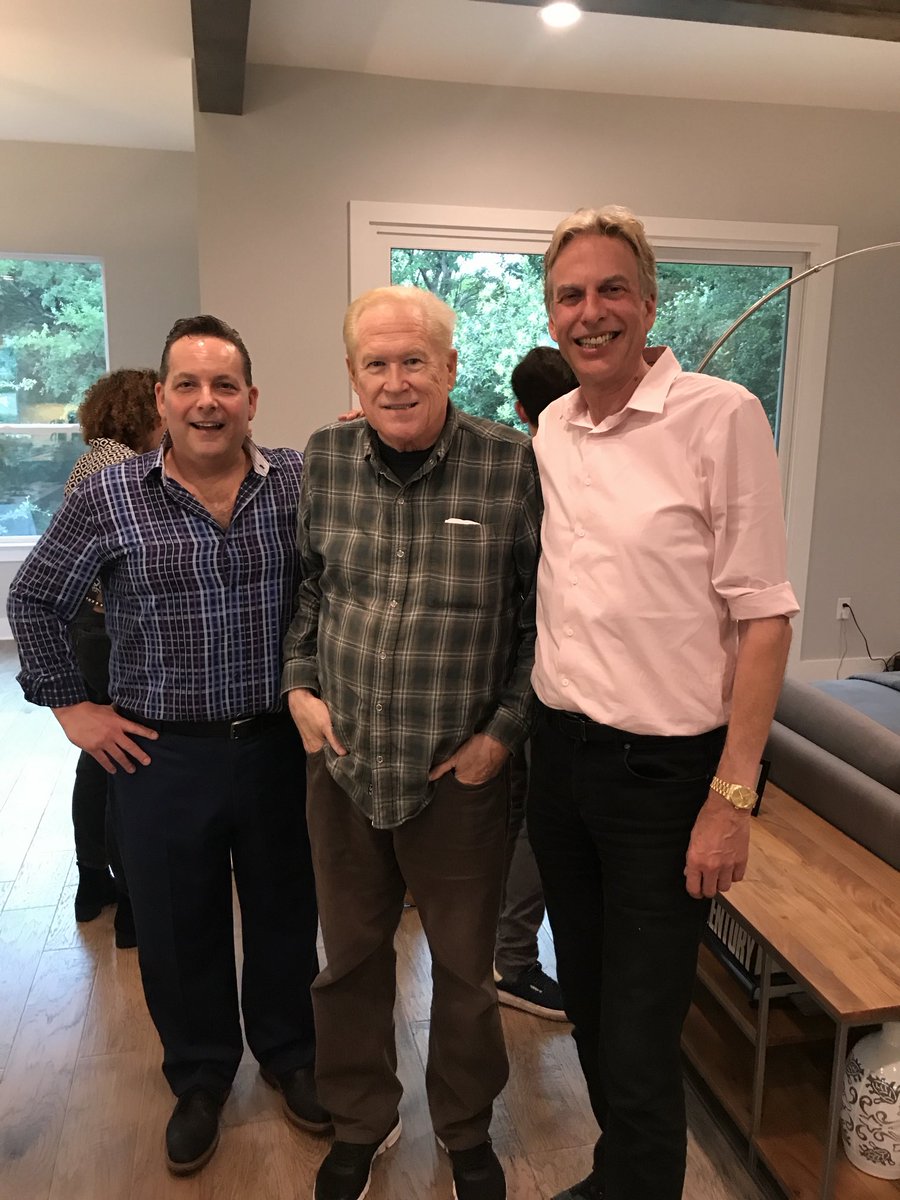 andrewhorowitz's tweet photo. The night before @adamcurrry and @thekeeper2015 wedding in 2019.  

There we are - Larry, Moe and Shemp ready to celebrate…. @therealdvorak https://t.co/8eKwvS5qlP