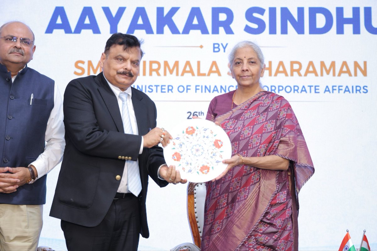 IncomeTaxMum's tweet photo. Hon’ble Union Minister of Finance & Corporate Affairs, Smt. Nirmala Sitharaman inaugurated Aayakar Sindhu, the new iconic office building of the Income Tax Department, at Nariman Point, Mumbai. Overlooking the Arabian Sea at Nariman Point, the majestic building is the new addition to the infrastructure of the Income Tax Departments. It was inaugurated and dedicated to the nation by the Hon’ble Finance Minister in the august presence of Shri Ravi Agrawal, Chairman, CBDT; Shri Pankaj Mishra, Member (Administration), CBDT; Shri Alok Kumar, Pr. Chief Commissioner of Income Tax, Mumbai, and other dignitaries.

Congratulating the Income Tax Department on this landmark occasion, the Hon’ble Finance Minister observed that Aayakar Sindhu stands as a symbol of modern, efficient and taxpayer-centric administration, reflecting the Department’s unwavering commitment to excellence in public service and nation-building.

@IncomeTaxIndia @nsitharamanoffc @FinMinIndia @officeofPCM @PIB_India @PIBMumbai