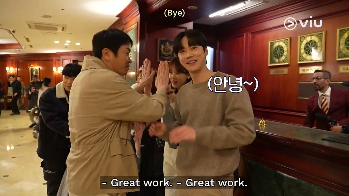 ssswong3's tweet photo. [ENG SUB] Reborn Rookie Behind the scenes 

Ep 1-2
https://t.co/5VYzDTxCB3

Ep 3-4
https://t.co/BEkKfa2kMI

Ep 5-6
https://t.co/kUTjkSTrlu

Ep 7-8
https://t.co/gkk2MjNCZo

#이준영 #LEEJUNYOUNG #신입사원강회장 #RebornRookie https://t.co/gPEscITXE1