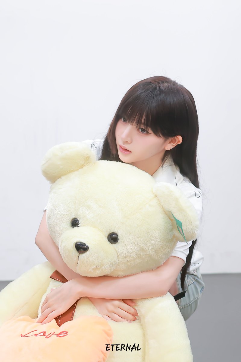 Eternal_0108's tweet photo. 260724 HQ

#tripleS #트리플에스 #Yeonji #곽연지 https://t.co/Zn1bOdZfJP