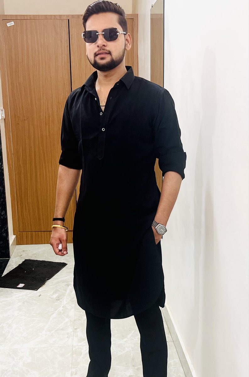 siddharth_455's tweet photo. 🖤 https://t.co/6YkME62BKb