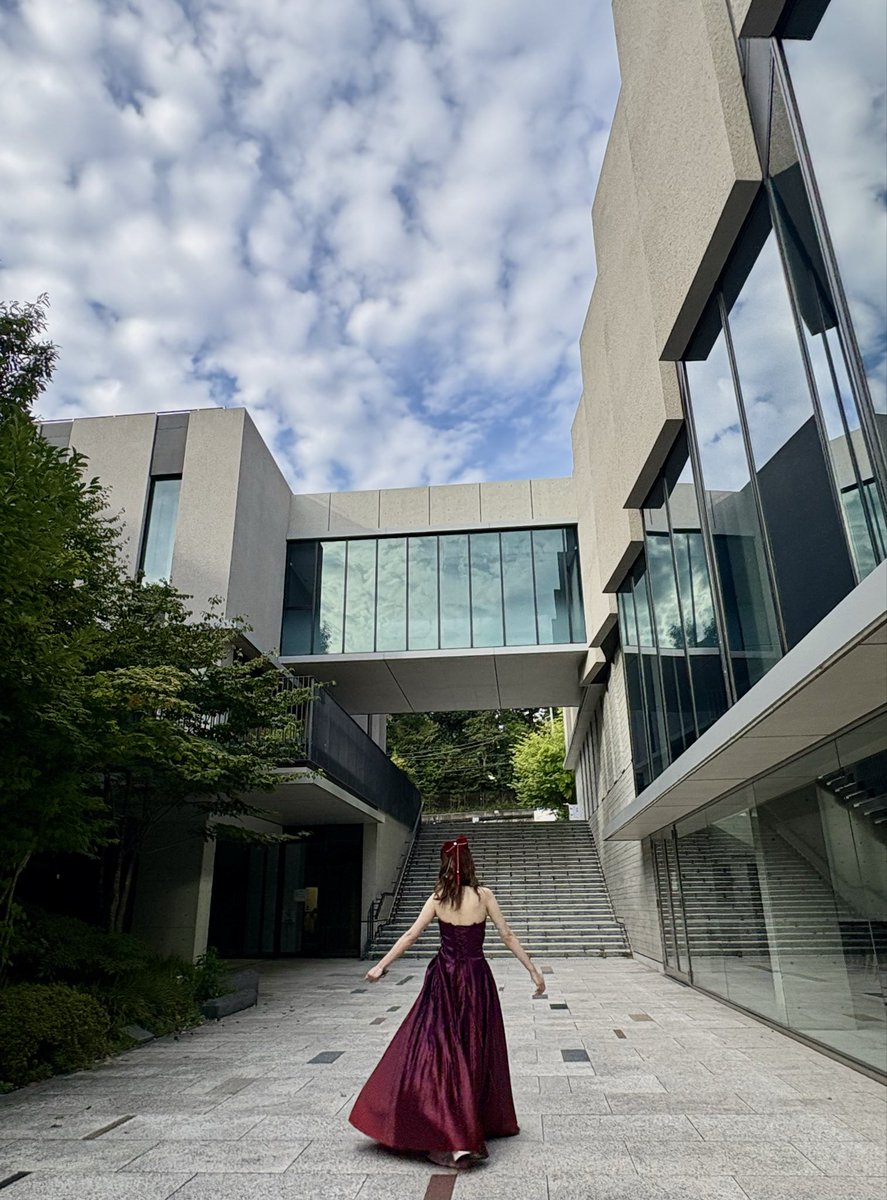 znee__x's tweet photo. 🧃🍒🎈 https://t.co/FRNsCFuIe0