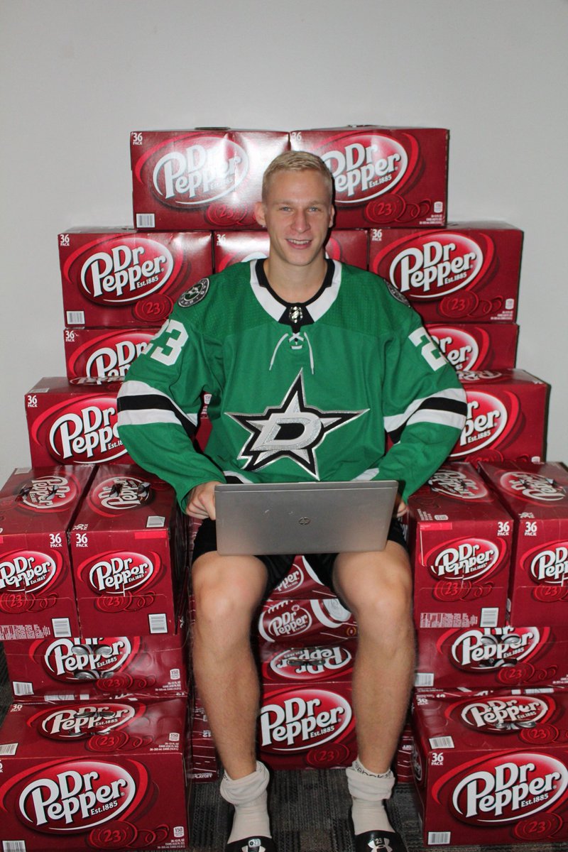 satxrampage's tweet photo. so when are the stars gonna bring back the dr pepper throne photoshoot https://t.co/p3M6zY0Afc