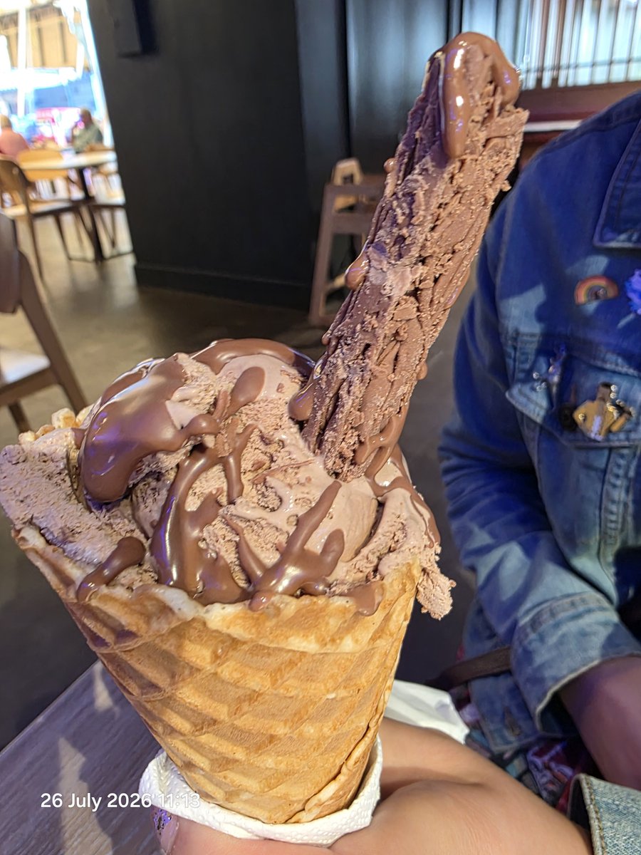 TsuiAllen's tweet photo. Elevensies when its the final Sunday of July 2026... #ReadyToButlins @Butlins #BognorRegis https://t.co/Y7J2OjLjDT