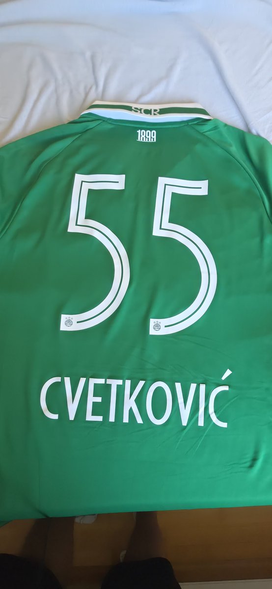 bobisorare's tweet photo. Muss alles zurück nehmen was das neue trikot angeht. Top quali, super angenehmer stoff, sitzt wie ne eins und sieht live sehr schön aus. #SCR2026 https://t.co/WzcmdNoPRI