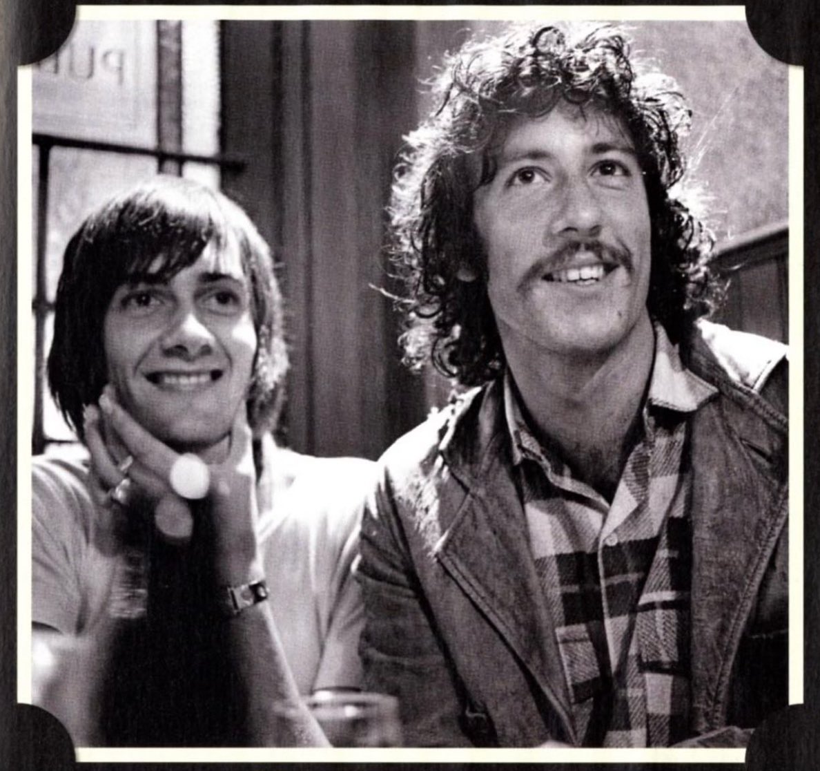MickFleetwood's tweet photo. Remembering the brilliant Peter Green today…..GRATEFUL for the music🎼🎸🎼 we made and the incredible legacy he left behind…❤️ never forgotten. We miss you Peter.. thank you for EVERYTHING you gave to this world!!! https://t.co/sBZTLt8eM5