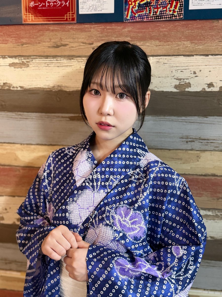 S_SHION0421's tweet photo. 舞台 #エビングハウス 
ビジュアル撮影のオフショットを🦦
浴衣verも撮影していただいて夏気分maxです👘 
プロマイドも会場で発売されるそうなので是非チェックしていただけたら嬉しいです！
チケット予約は↓↓からお待ちしております🎫
https://t.co/iY3LiKW1U8 https://t.co/0uygOmN1em