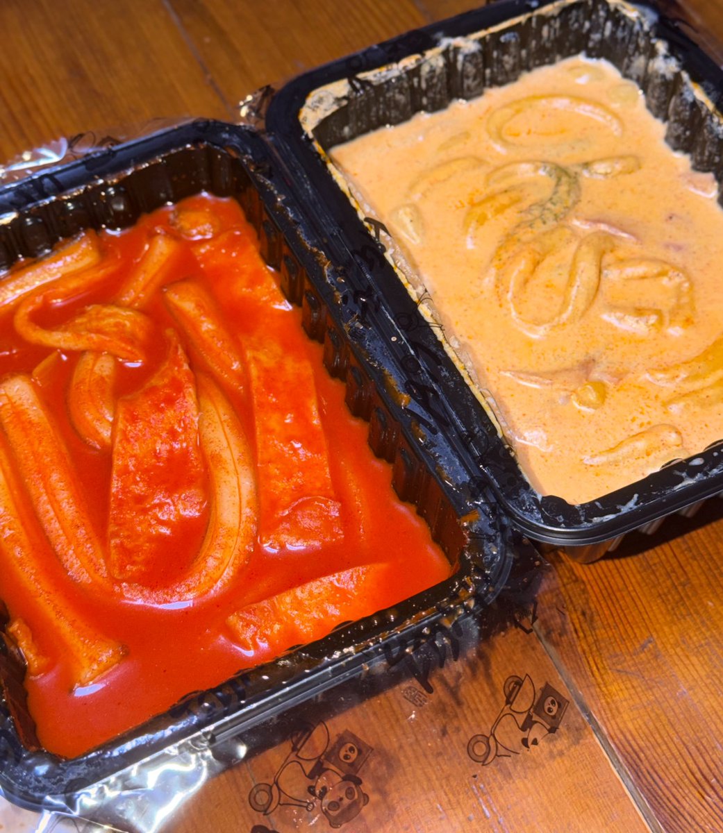 ttochi__'s tweet photo. 배떡
분모자떡볶이 보통맛
크림새우떡볶이 매콤한맛 https://t.co/jZOptsAZbC