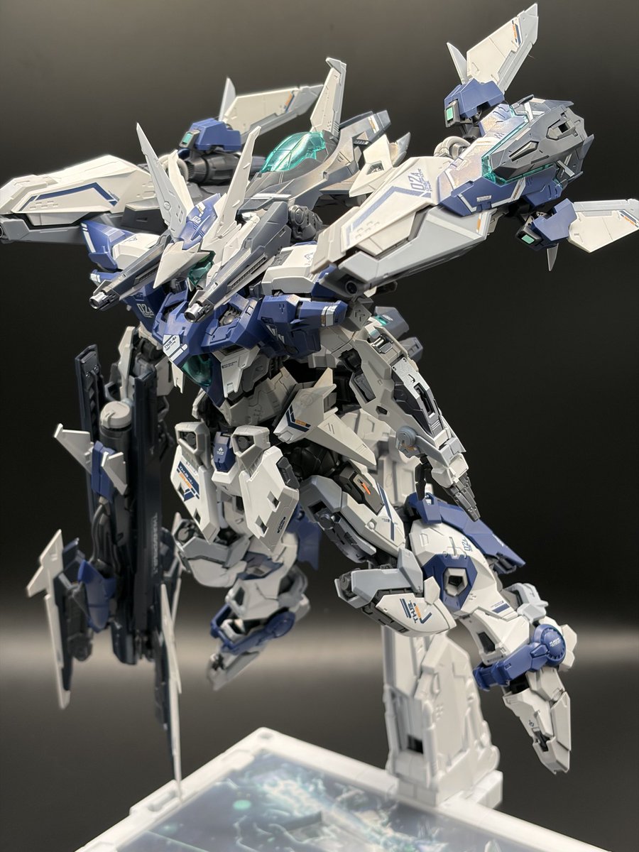 whitewhite0329's tweet photo. 【IN ERA+ サンダーボルト 蒼雷Ver.】
これはカッコいいぞぅ( ͡° ͜ʖ ͡°)
やはりデカール貼ると締まるなぁ🤗
IN ERAは品質もいいし作りやすい‼️
#INERA
#中華プラモ https://t.co/eLQpkr01VS