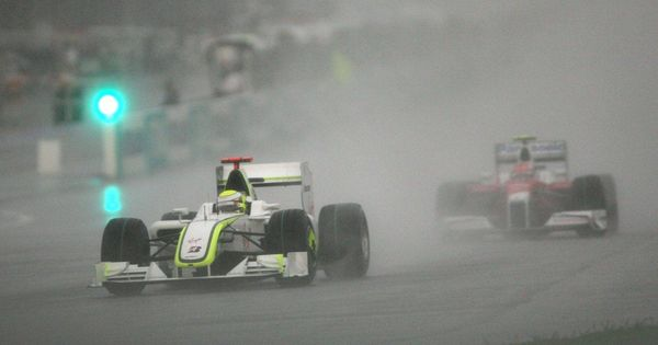 F1BigData's tweet photo. We'll have a race in Malaysia in October
The number of rainy days in Sepang in this month is 21.6 https://t.co/JDwQ4O91xW