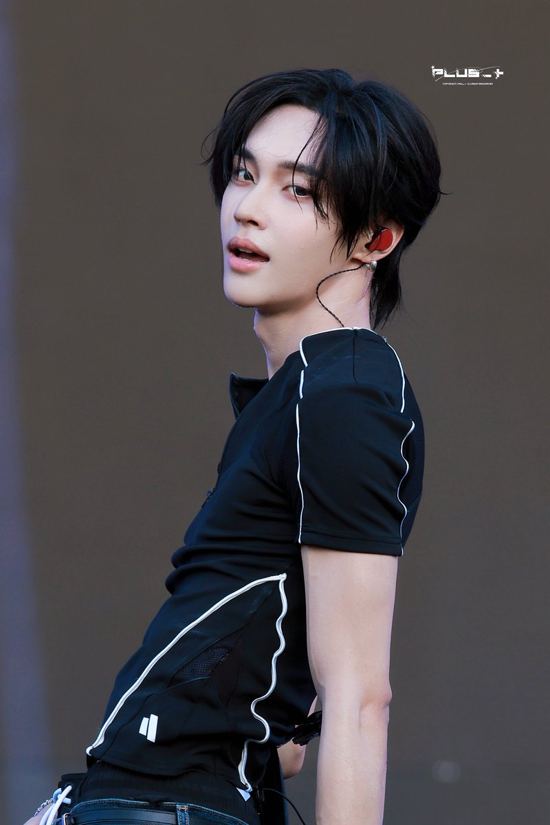 1Plus_Random's tweet photo. 260726｜WATERBOMB

#RIIZE #라이즈 
#WONBIN #원빈 #ウォンビン https://t.co/H4JwHOopLz