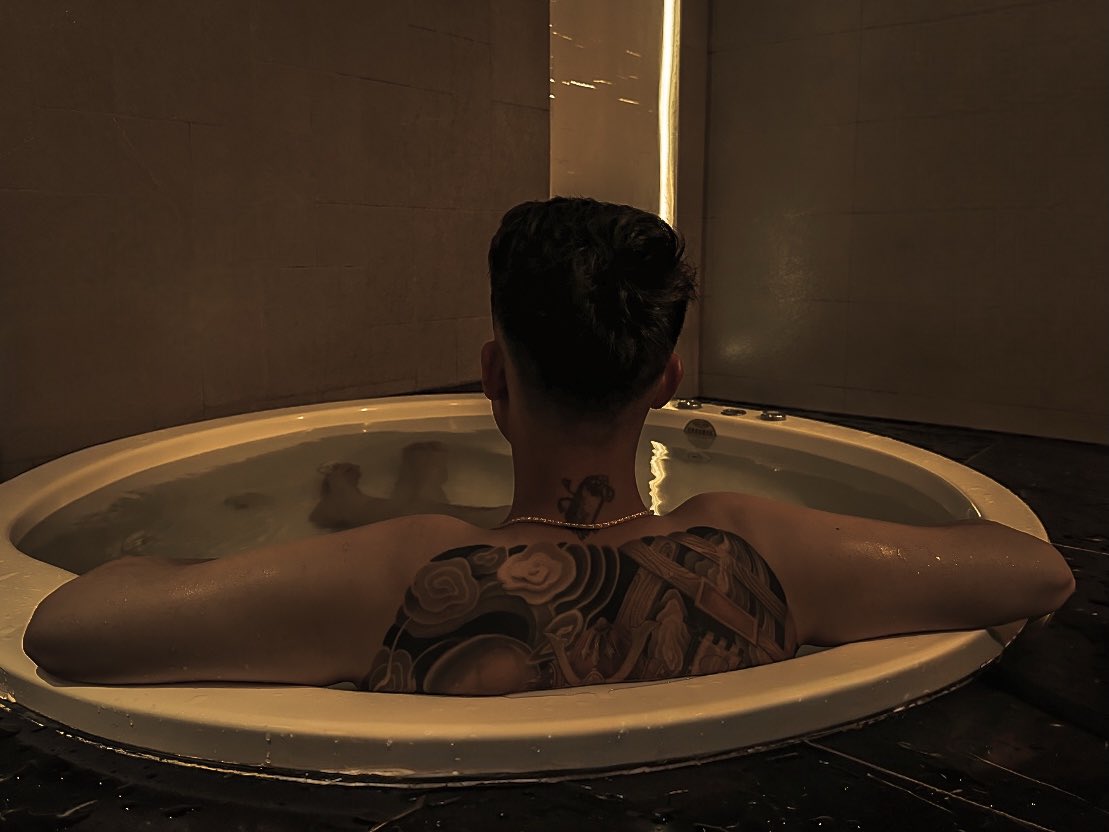 tattoo106969's tweet photo. 來一泡♨️還是來一砲🥵

#台89 #反差 #新北約瑟 https://t.co/fG0QGrn0D7