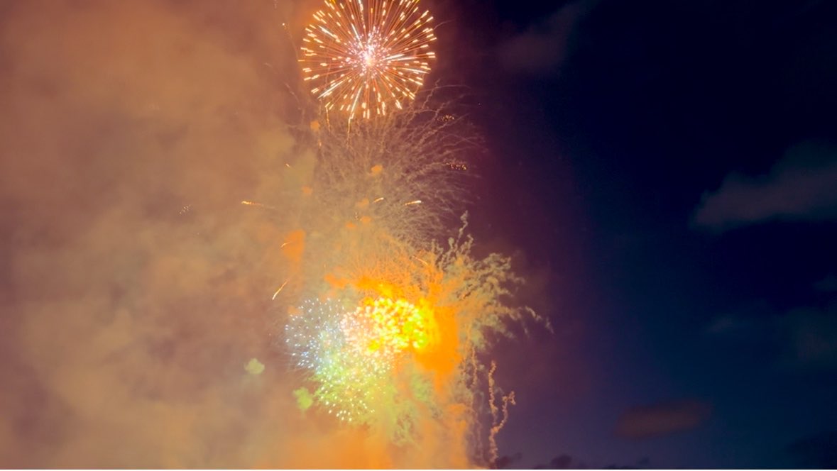 pokesns0801's tweet photo. 金沢で出会った日本の夏 ありがとう🏖🎇🌻 https://t.co/DdB9wj5ZS7