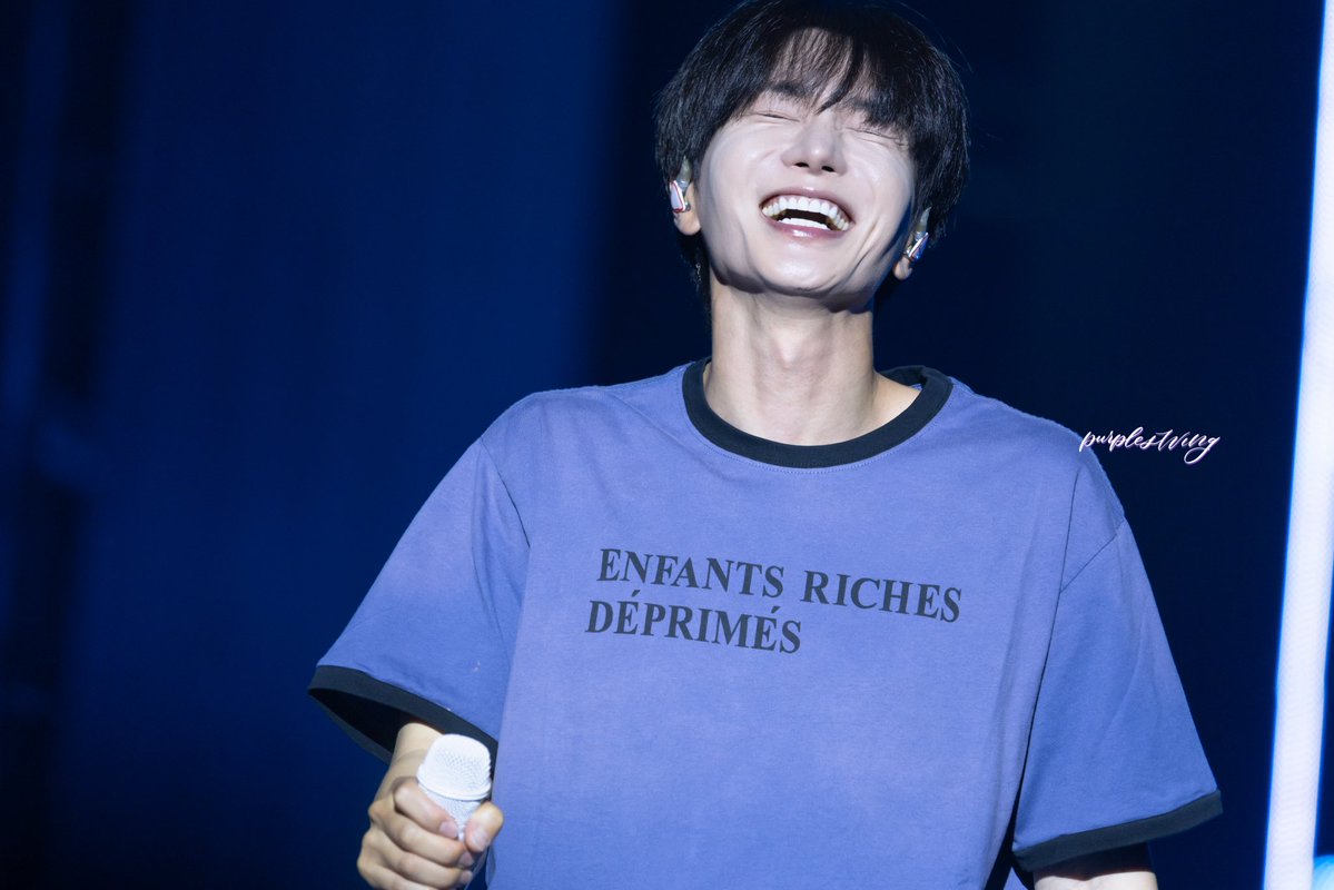 purpleSWing's tweet photo. 당신은 행복하겠죠.
26Jul 2o26
#83zFanconTour1983inSEOUL
#LeeTeuk
@xxteukxx 
#83z https://t.co/cM2qLPO3ee