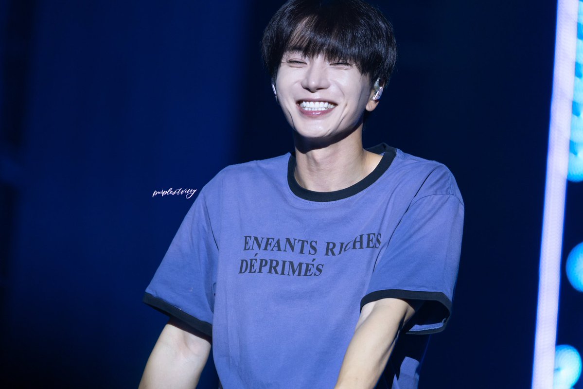 purpleSWing's tweet photo. 당신은 행복하겠죠.
26Jul 2o26
#83zFanconTour1983inSEOUL
#LeeTeuk
@xxteukxx 
#83z https://t.co/cM2qLPO3ee