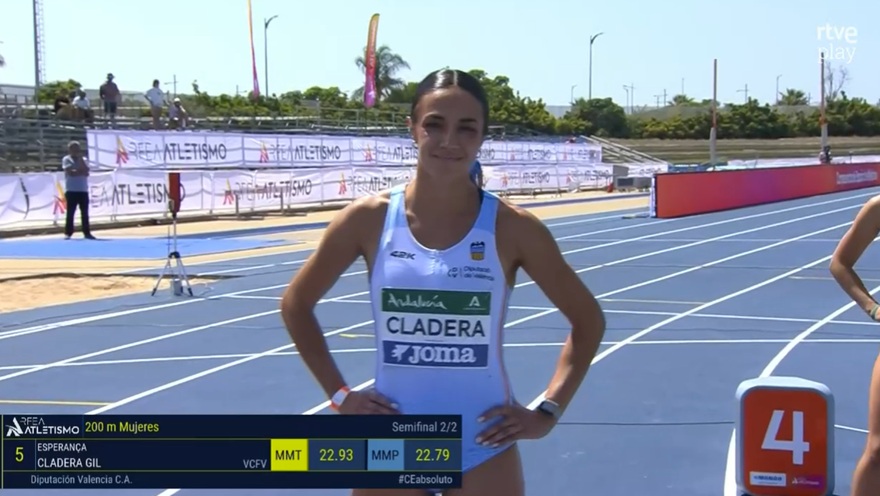 fatletismeib's tweet photo. #CEatletismo #Málaga2026: 
Esperança Cladera, 2ª a la 2ª semifinal amb 23.11 (+0.6), també formarà part de la final d'aquesta tarda! 🚀 
Dues atletes FAIB a la cursa definitiva de les 21:40. 
Enhorabona i molta sort! 👏 

@esportsIB @EsportsConsell @especladera #atletesfaib https://t.co/NGRUakMQZC