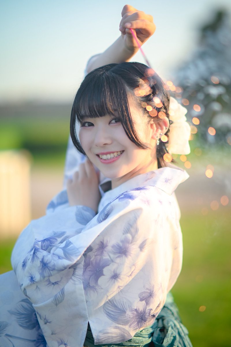 momo_chocoro's tweet photo. きっとまだ終わらない夏が https://t.co/rht4Ogrv57