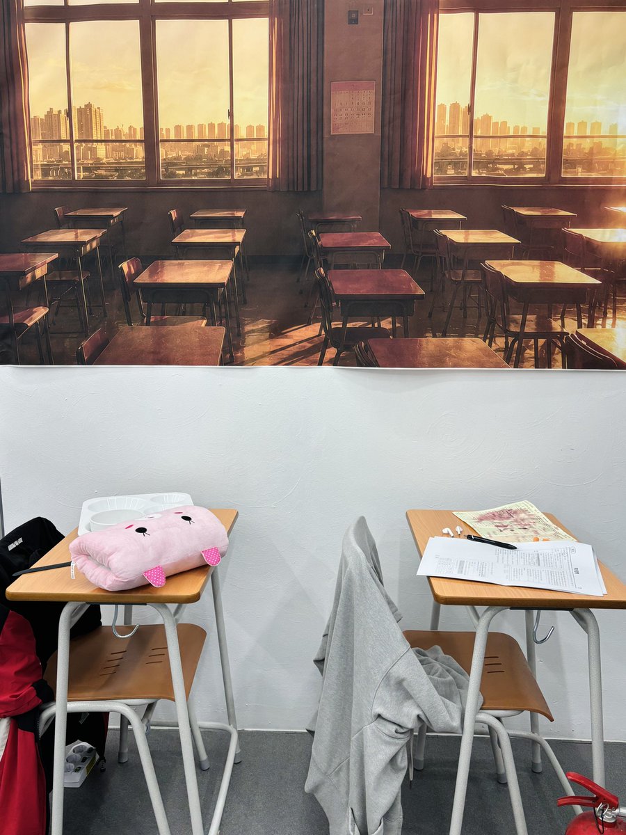 class_attack's tweet photo. ⋆｡°✩

someday faraway
; where our summer still remains

°｡⋆

어떤 여름은 끝나도 오래도록 마음에 머뭅니다.
뜨거운 여름에도 귀한 시간을 내어 3일간 함께해 주신 모든 분들께 진심으로 감사드립니다.
올여름의 한 페이지가 여러분의 기억 속에도 오래도록 머물기를 바랍니다🩵 https://t.co/kPzzn9G7FS