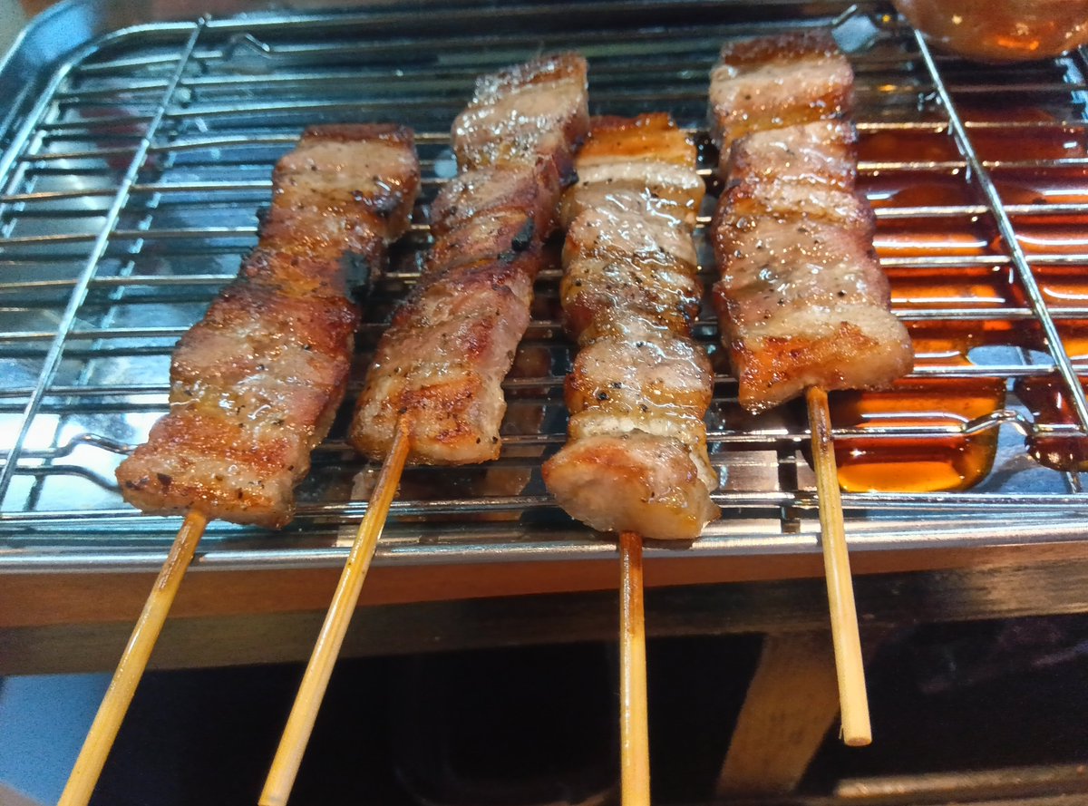 MPAPAESPSAKI's tweet photo. 焼き鳥屋さんから帰ってきました。
いやぁ〜めっちゃ美味しかったのでたくさんたくさん食べちゃいました😄✨
とりあえず写真たくさん撮りましたので順番に。 https://t.co/iS1U5yiqCw