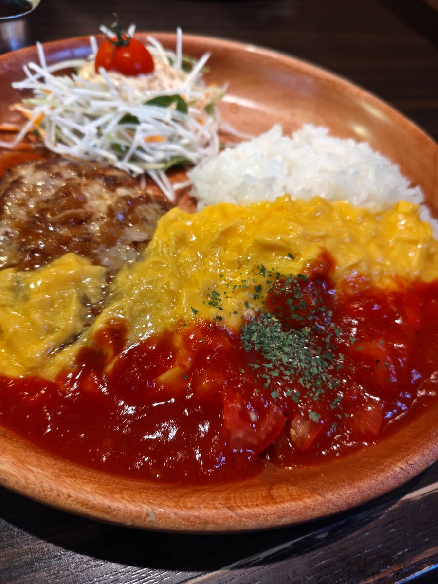 mask_36's tweet photo. ザ・リーサルウェポンズのライブへ
行ってきましたー
久々のツイン怒号システム
めちゃくちゃ叫んだ
たのしかったーーー
良い気分転換になりました
明日の通勤はポンズで決定です🤩 https://t.co/1KetKAKeuH