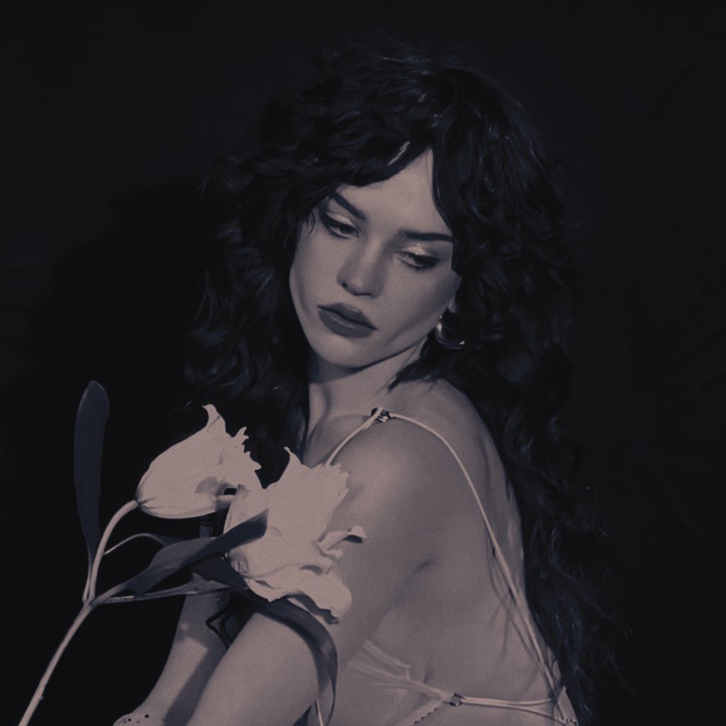 _Svrviv0r's tweet photo. ᅠᅠ
    
              “ 𝐈𝐭 𝐢𝐬 𝐭𝐢𝐦𝐞 𝐟𝐨𝐫 𝐭𝐡𝐞
           𝑺𝑬𝑫𝑼𝑪𝑻𝑰𝑽𝑬 𝑺𝑼𝑵𝑫𝑨𝒀.

ᅠᅠ https://t.co/HXE00LJ6Kl