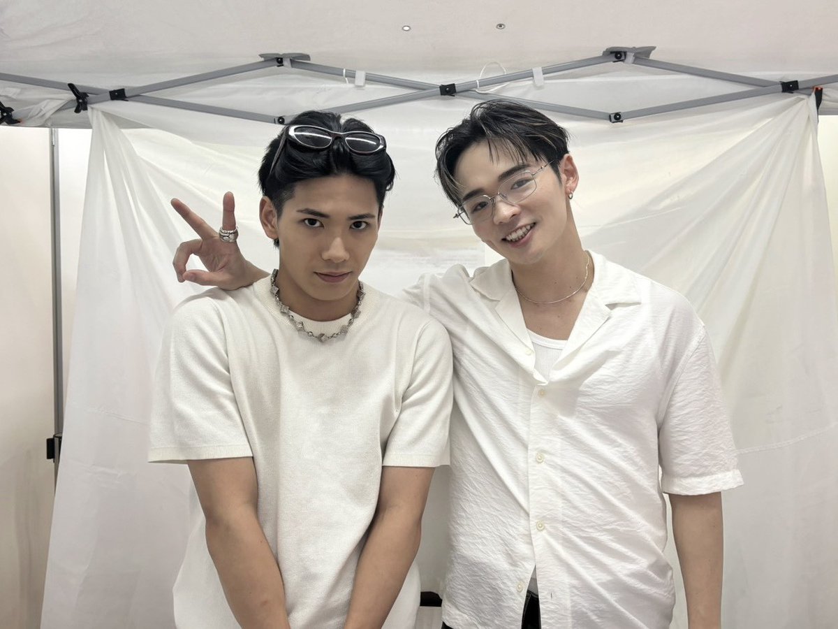 psyfe_official's tweet photo. [📸]

PSYCHIC FEVER 2nd ALBUM
『DIFFERENT』発売記念リリースイベント

[HYOGO]
神戸ハーバーランド スペースシアター

Thank you #ForEVER !!

┈┈┈
2nd ALBUM 『DIFFERENT』
https://t.co/Z28oeX4xUI
┈┈┈
"If You're Mine" Official Music Video
https://t.co/5fjy7TjV6Q
┈┈┈

#PCF_DIFFERENT
#PSYCHICFEVER