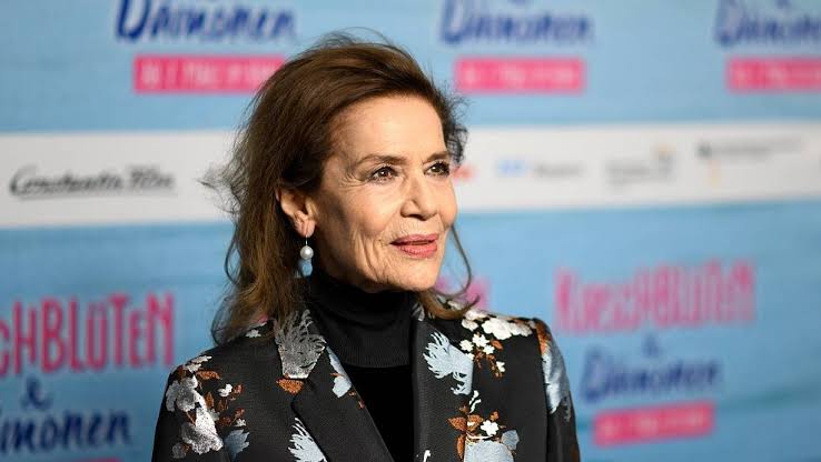 FrauleinAnne's tweet photo. Happy Birthday Hannelore Elsner (* 26. Juli 1942 als Hannelore Elstner in Burghausen; † 21. April 2019 in München)! ❤️ https://t.co/rH0rDAuhFo
