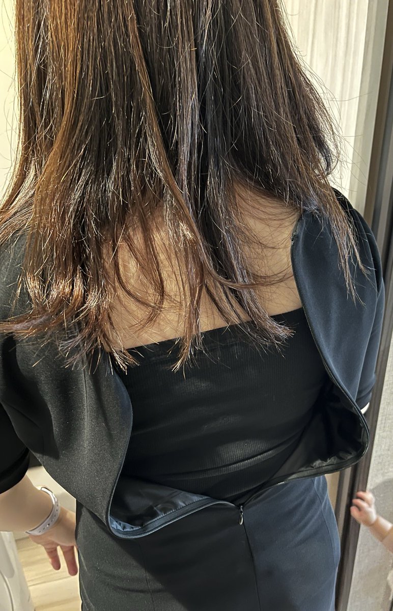 negitorodooon2's tweet photo. ばーちゃん危篤！お願いしなないでぇぇぇ！！！喪服着れねぇぇぇえ！！！！ https://t.co/EREt6SVwpi