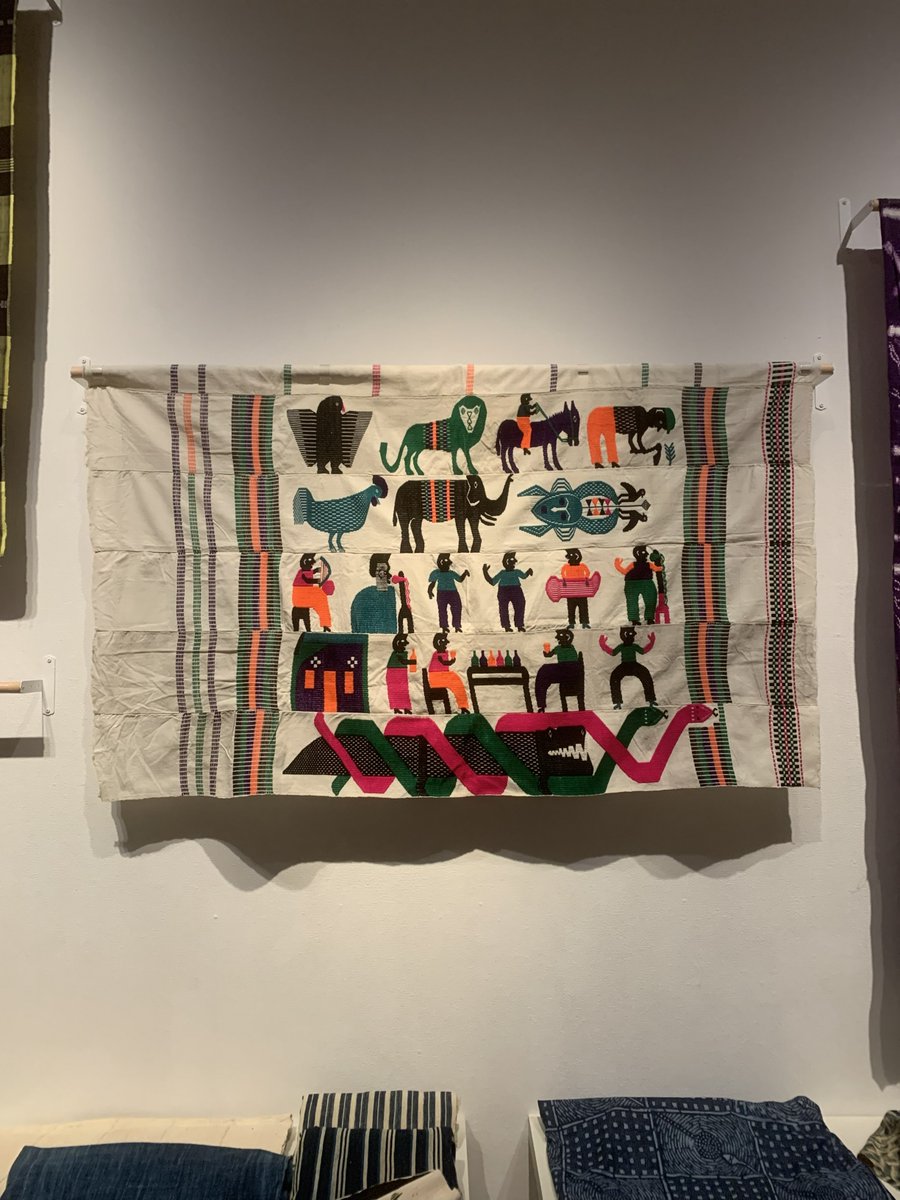 ryosuke__art's tweet photo. ふたりのアフリカ、手仕事の宇宙、アフリカの文化研究で収集したものの展示。仮面が好きなので儀式で使う仮面は印象的だった。でかくて被れるのか疑問ではあるが。。。 https://t.co/auSWAiBORb