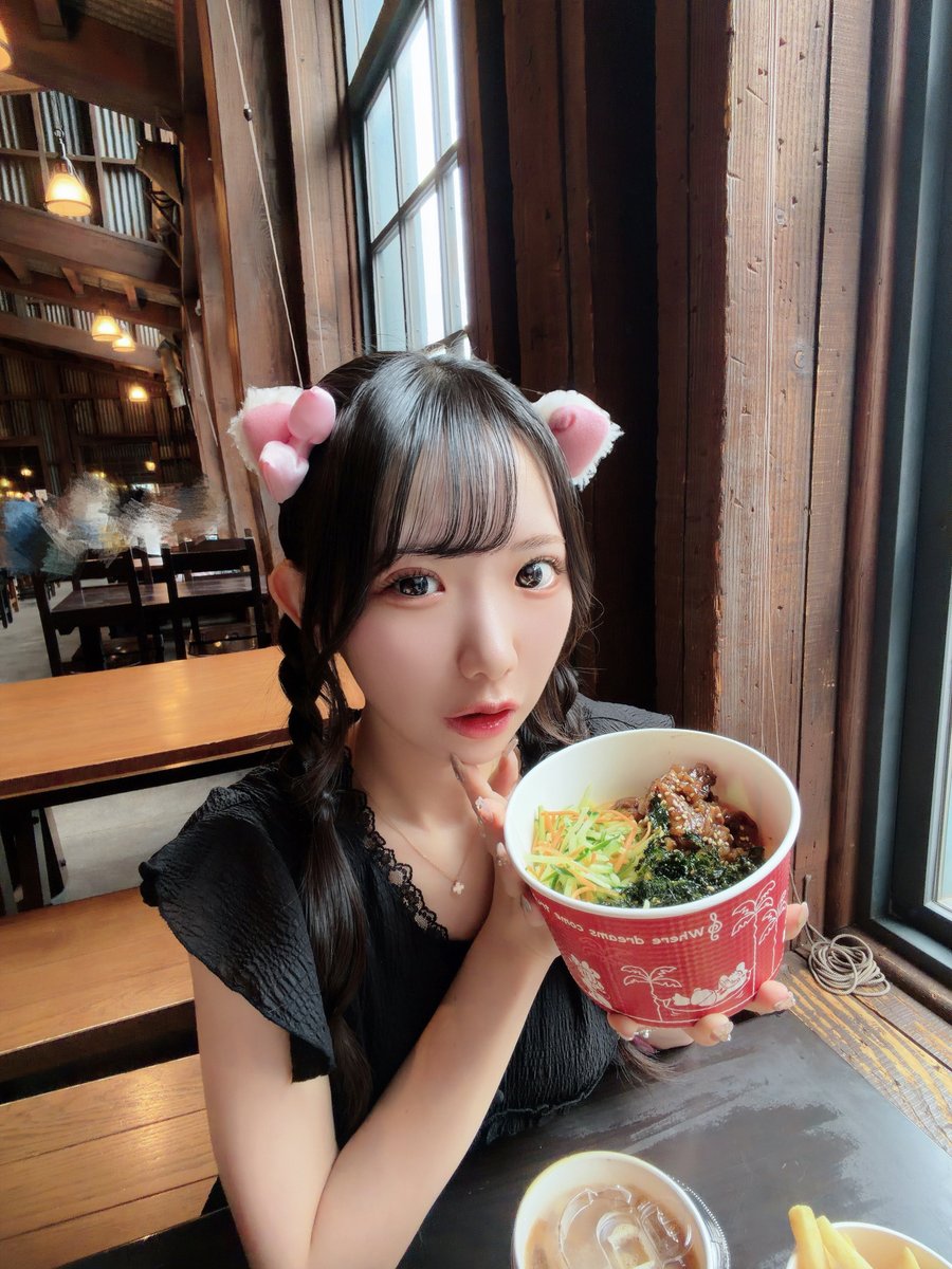 maid_kairi's tweet photo. 思い出共有くん！è ·̫ é⭐️😼💫 https://t.co/N65bB23Zbv