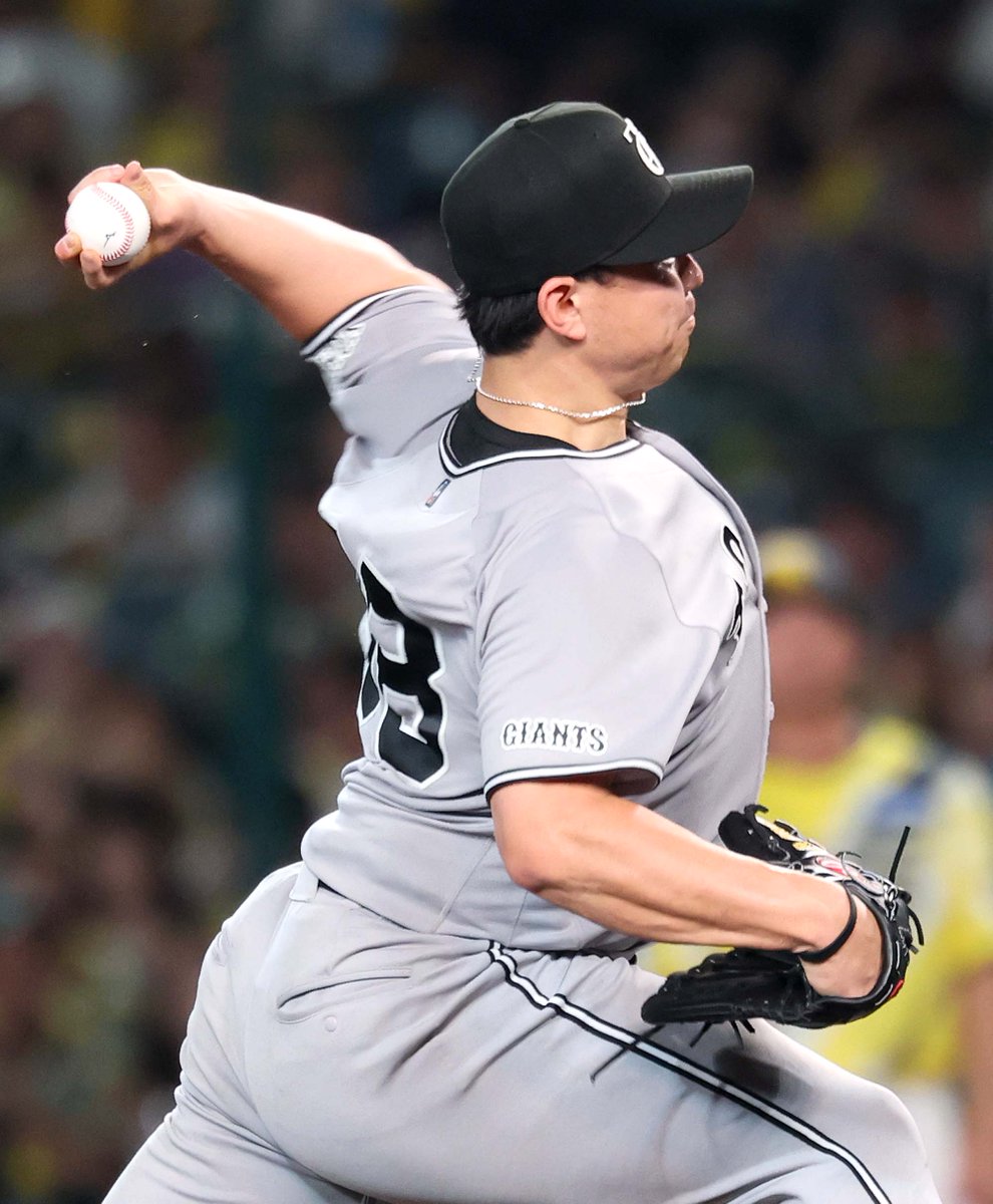 六回裏】巨人 0-1 阪神 #小笠原慎之介 投手は、本塁打を浴び先制を許す。