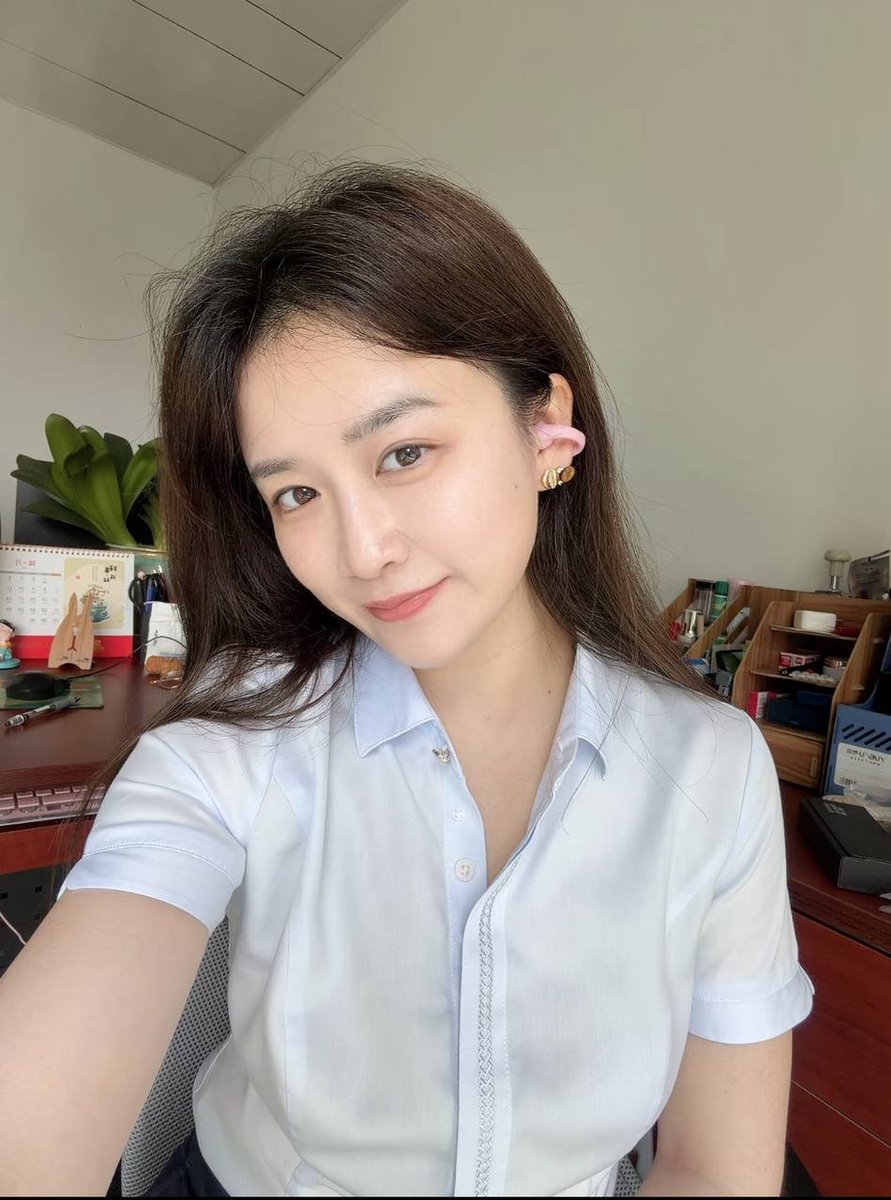 itzhembee's tweet photo. 刚玩X ，这上面怎么约，谁教我一下在推特该如何约！ https://t.co/Fmln8Vn57E