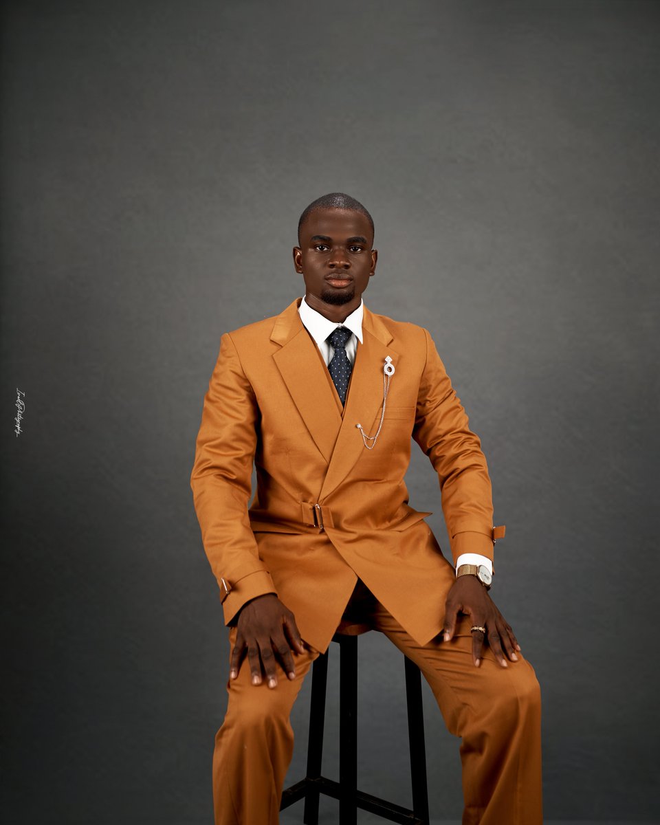 thelifeoflateef's tweet photo. 2’1
PUHSA most fashionable 100L &amp; 200L
PUHSA most influential 100L
BUSA Senator 24/25
BUSA Sports Director 25/26
25 medals; 18🥇4🥈3🥉
4 finals, 3 trophies 
Sportsman of the Year, 25/26
I came, I saw, I conquered 
Thank you Babcock University. 
To God be the glory. https://t.co/Fx9vhY05Bp