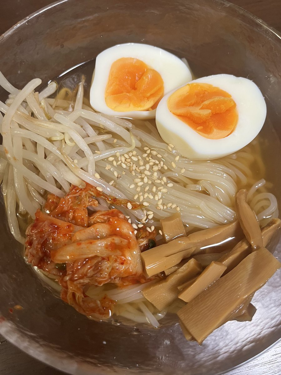 wamy_poco's tweet photo. うまそーな冷麺作ったჱ̒¯꒳¯)⟡ https://t.co/6xxUZQek5z