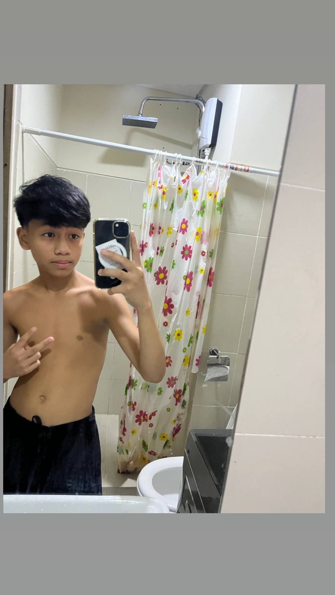 banlagelage's tweet photo. Hey dm me here📥🥵💦 https://t.co/5qJalxJLDa