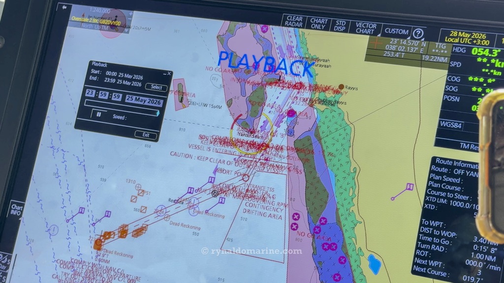 rairynaldo's tweet photo. Safe navigation depends on clear communication, strong situational awareness, and effective teamwork on the bridge. Every decision matters when managing the vessel, traffic, weather, and navigational risks

Explore more at https://t.co/YFxWmsY1Yi

#rynaldomarine #BridgeNavigation https://t.co/mQIyY7UxQG